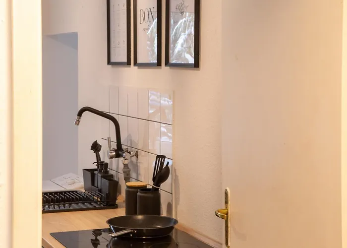 Appartement Massagesessel, King-sized Bed, Billardtisch, 2 Couches