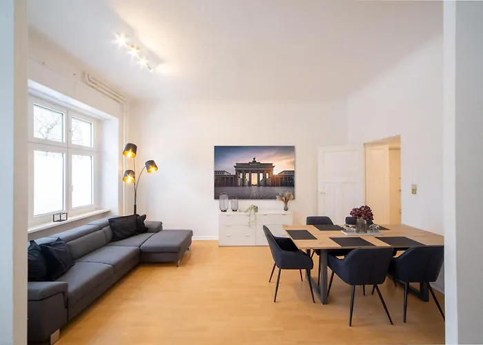 아파트 Massagesessel, King-sized Bed, Billardtisch, 2 Couches